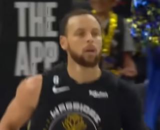 Steph Curry drops 39 as Warriors deny Pels